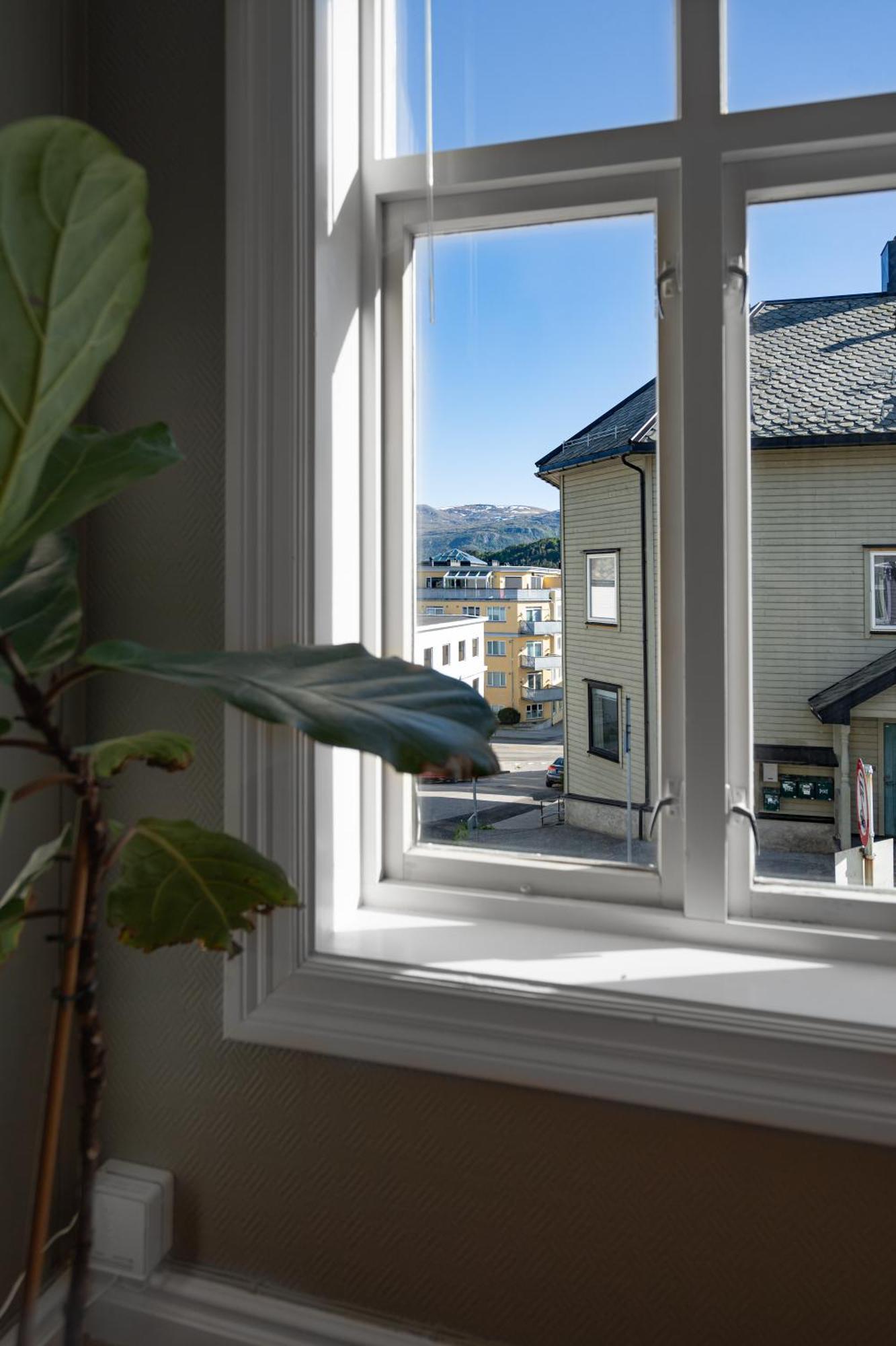 Sunny Apartment In Alesund City Exteriör bild