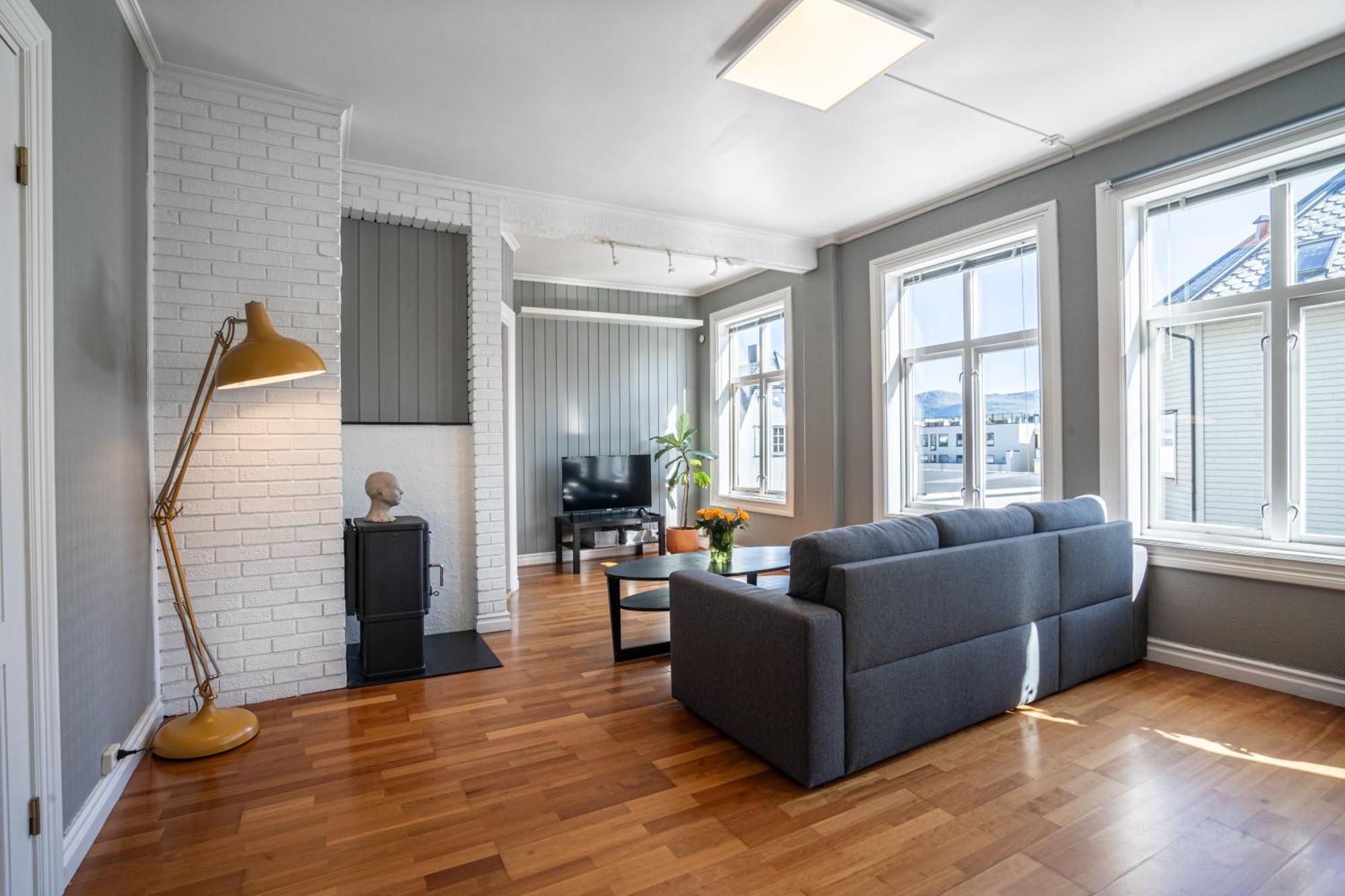 Sunny Apartment In Alesund City Exteriör bild