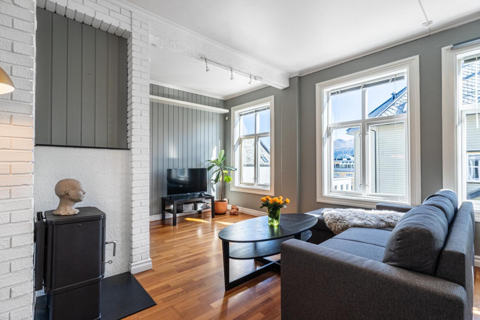 Sunny Apartment In Alesund City Exteriör bild